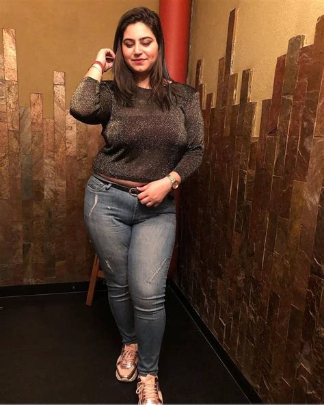 sexy hot aunty|Curvy Indians (@curvyindians) • Instagram photos and videos